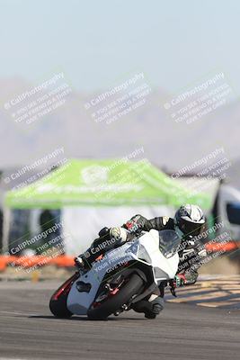 media/Oct-26-2025-Race Pace (Sun) [[c1447ca738]]/Verified/5-Turn 16 (1050am)/